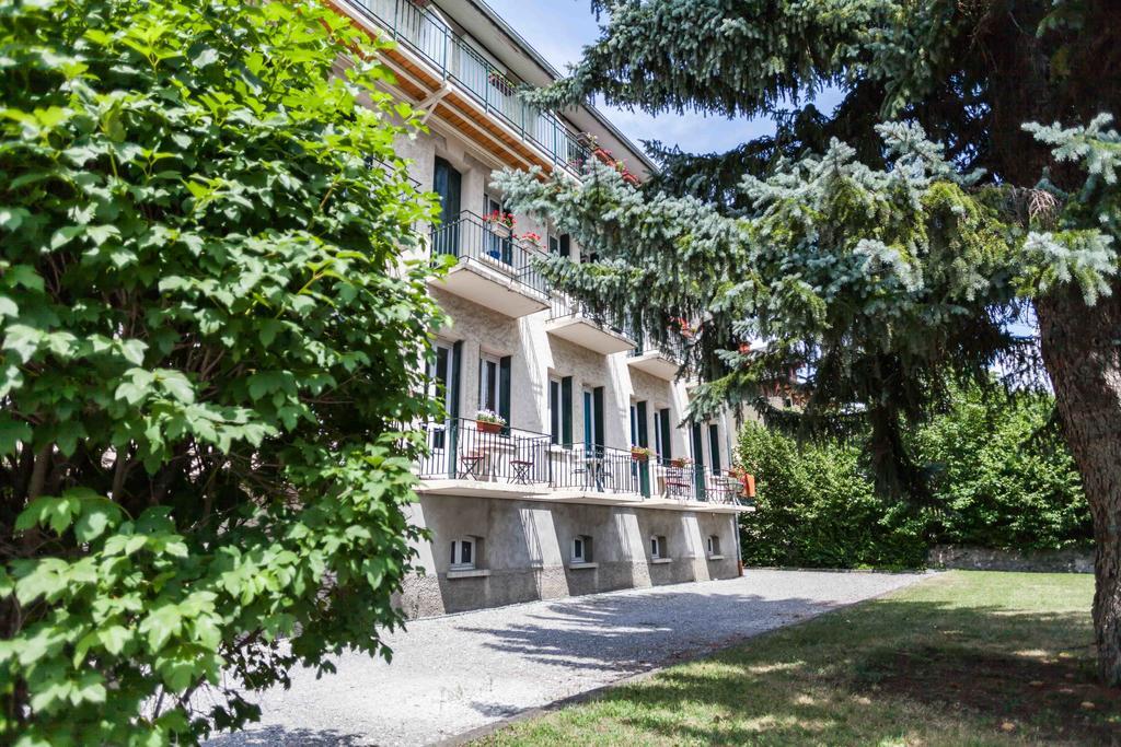 Отель La Grande Eperviere Барселоннет Экстерьер фото